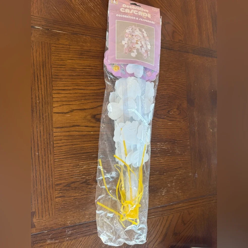 Decorative Vintage Easter Bunny Cascade Hanging Decoration‎ K Lawrence 1996